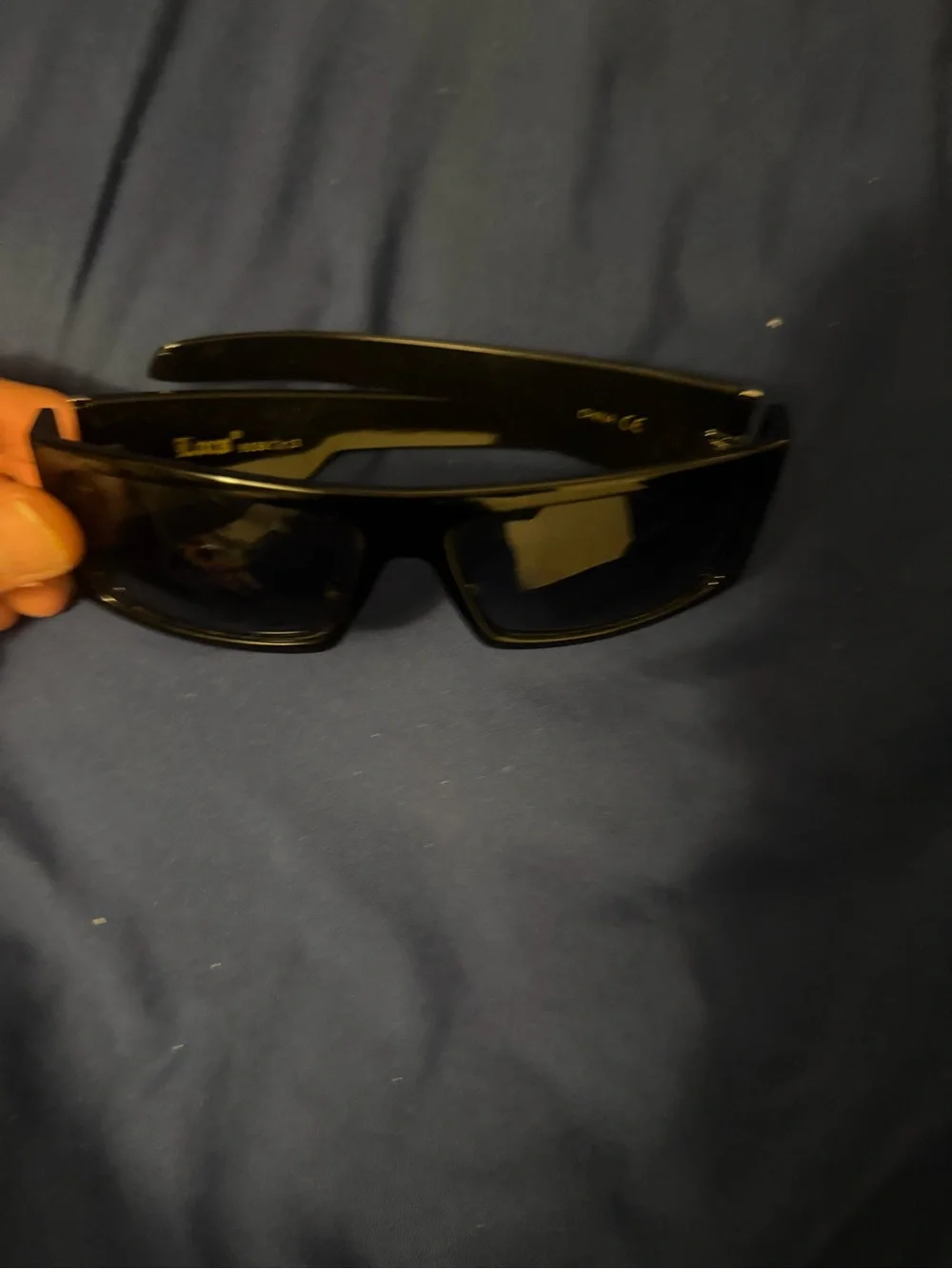 Men's Black Sunglasses - Classic Cat-Eye Style